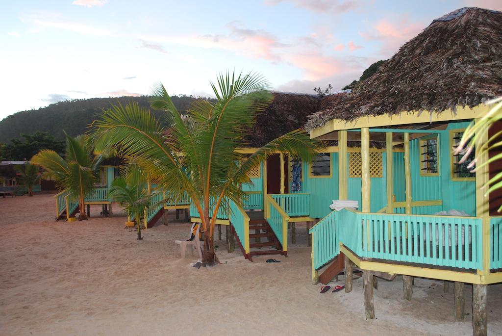 Taufua Beach Fales Lalomanu エクステリア 写真